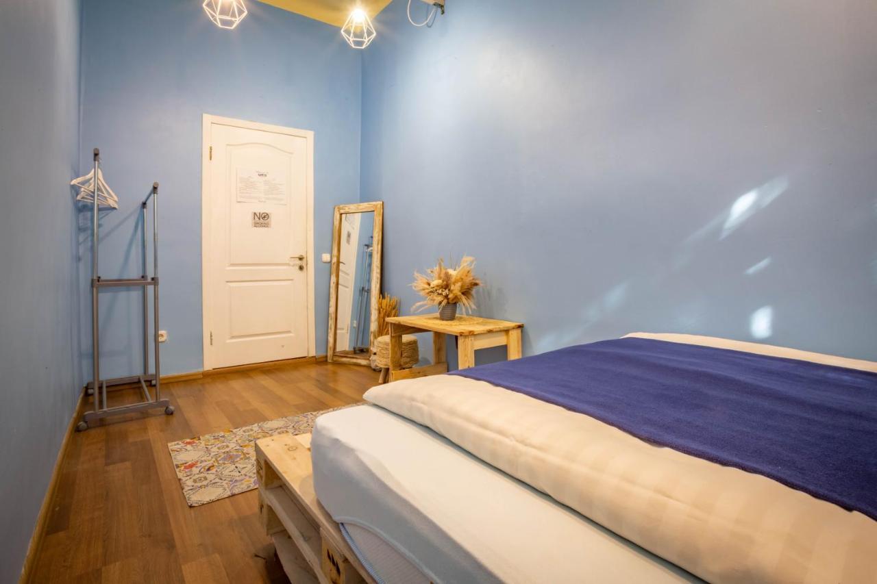 Garis Factory Hostel Kijów Zewnętrze zdjęcie