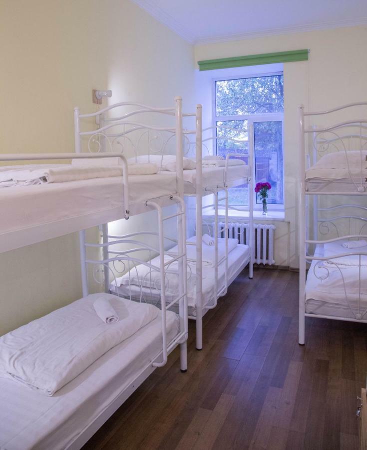 Garis Factory Hostel Kijów Zewnętrze zdjęcie